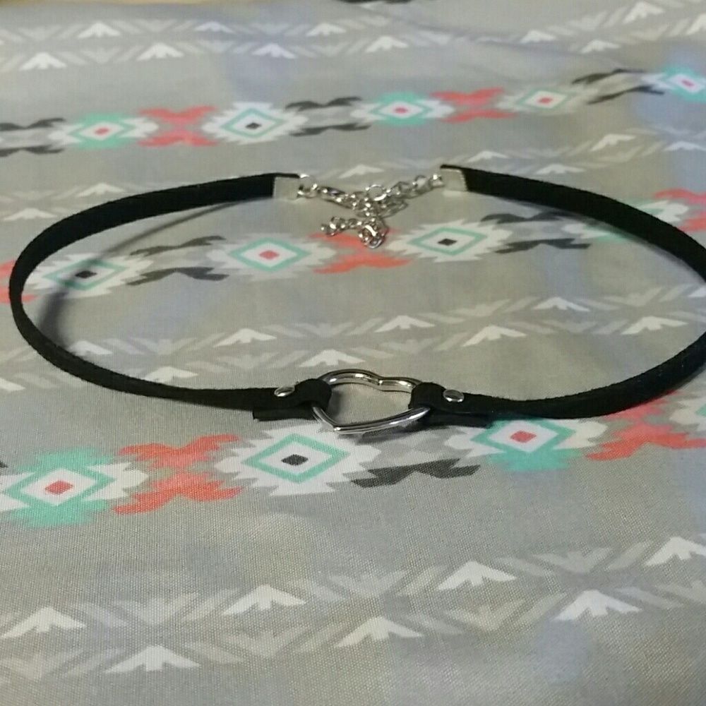 ❣BOGO❣Black velvet choker